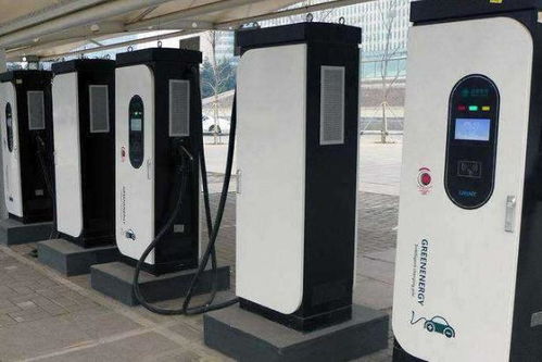 假期充电难 混动车型抢充电桩引争议，新能源充电桩为何区别对待？